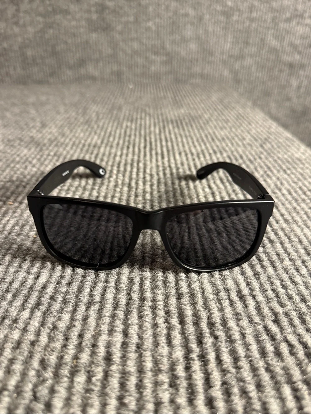Foster Grant WV1224 Polarized Sunglasses - Matte Black Square Wayfarer Style